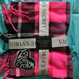 Victoria’s Secret Flannel Scarf